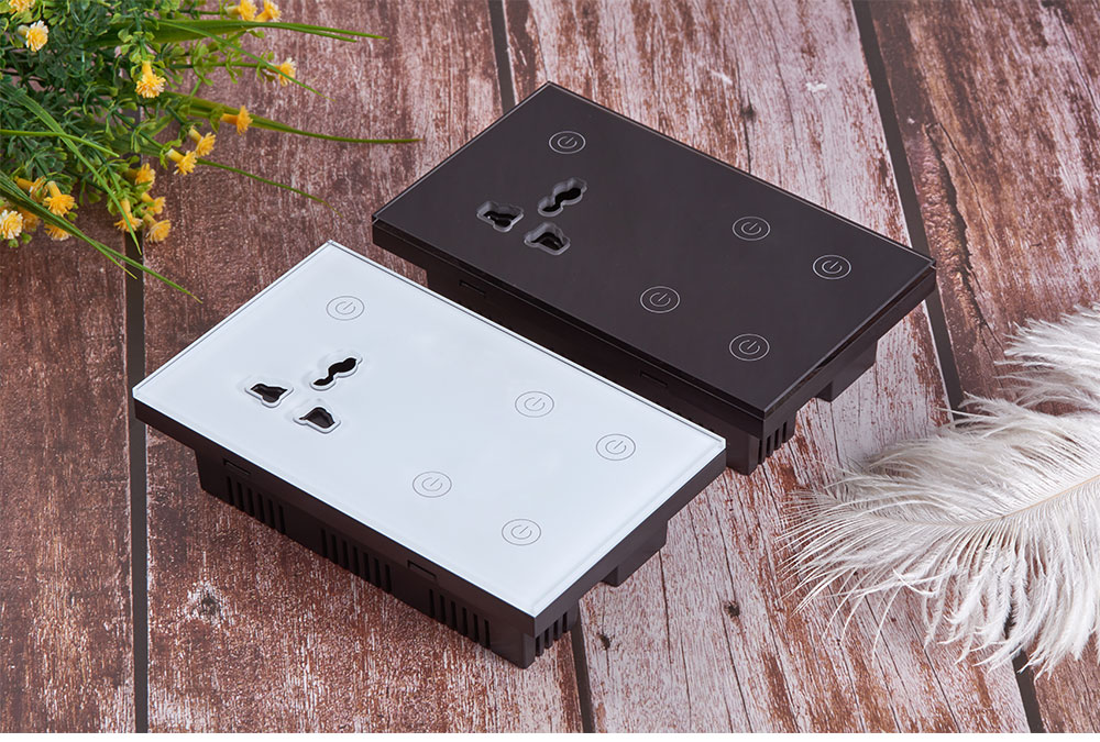 Tuya Smart Life 4 Gang Wall Switch and Socket 4